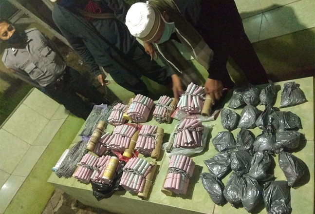 Transaksi Jual Beli Bahan Peledak Digagalkan, Pelaku Kabur