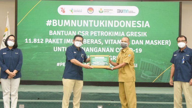 Petrokimia Gresik Bagikan Bantuan Paket Imun Senilai Rp 1,2 Miliar ke Sembilan Kelurahan