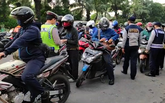 Sepekan PSBB di Surabaya Raya, Hampir 14 Ribu Orang Ditindak