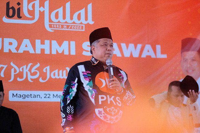 Hadapi Pemilu 2024, PKS Jatim Lantik 367 Anggota