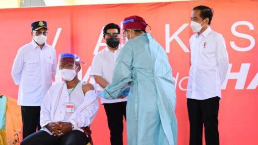 Presiden Jokowi Pastikan Distribusi Vaksin Merata Hingga ke Pelosok