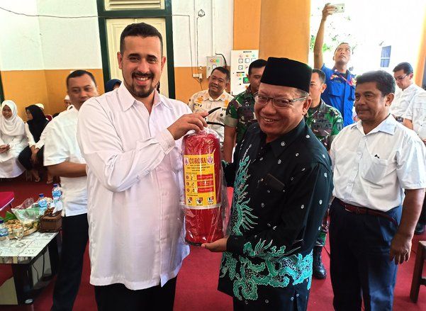 2019 Tercatat 49 Kejadian Kebakaran, Satpol PP Probolinggo Bagikan Apar