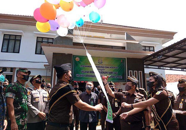 Kejari Kabupaten Probolinggo Bidik Kasus Korupsi Melibatkan Oknum DPRD dan Kepala Desa