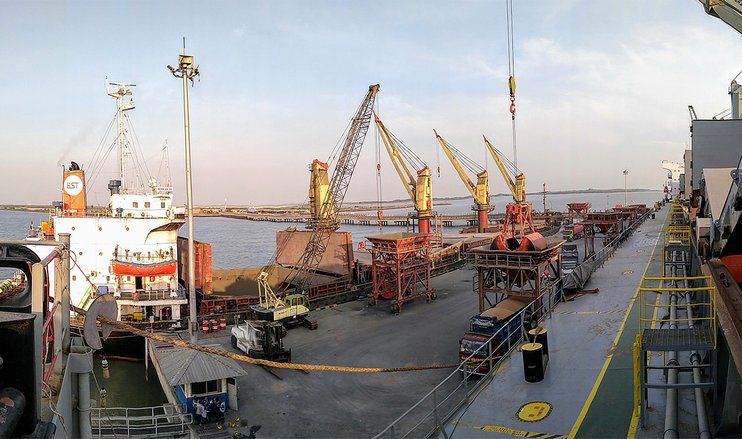 PT BMS Genjot Logistik Area Manyar Gresik