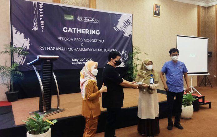 Wartawan Rawan Terkena Virus Konjungtivitis, Ini Tips dari RSI Hasanah Mojokerto