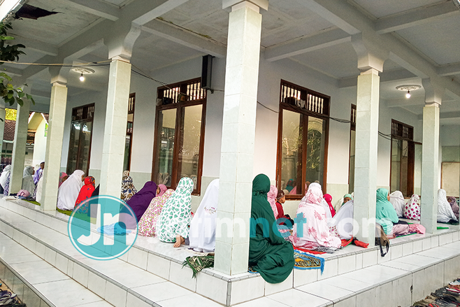 Gunakan Kitab Tersendiri, Pesantren di Jember ini Gelar Salat Id Lebih Awal