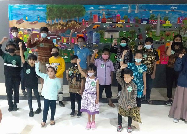 Pameran Lukisan Anak Sanggar Daun Gresik Persembahan Untuk Bangsa