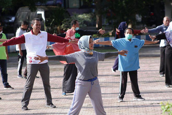 ASN Pemkab Situbondo Senam Bersama Cegah Klaster Perkantoran Covid-19