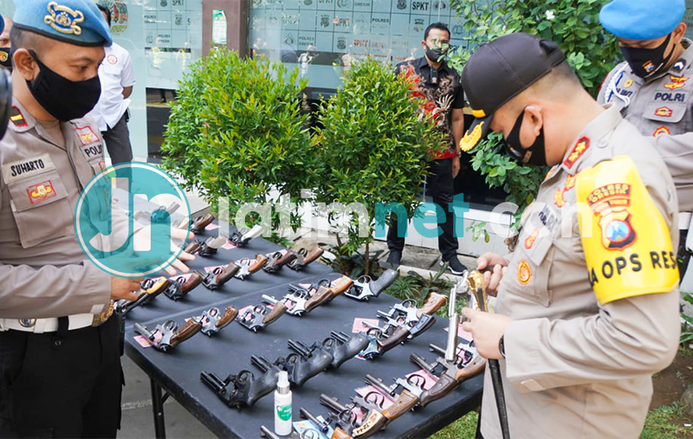 Antisipasi Penyalahgunaan Senpi, Puluhan Anggota Polisi Diperiksa