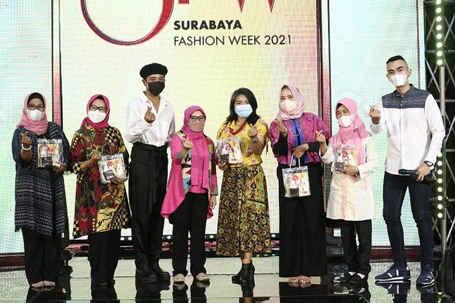 Ingin Percaya Diri, Ibu Rumah Tangga Tampil di Ajang SFW 2021