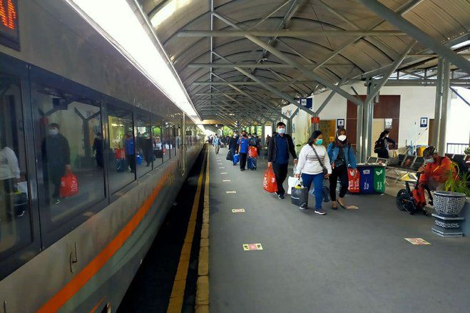 Relasi KA Mutiara Timur Diperpanjang Hingga Stasiun Yogyakarta
