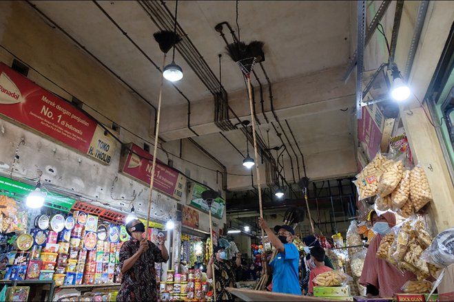 Aktivitas Ekonomi Pasar Tradisional Terus Dibangkitkan Dengan UMKM Hingga Transaksi Digital