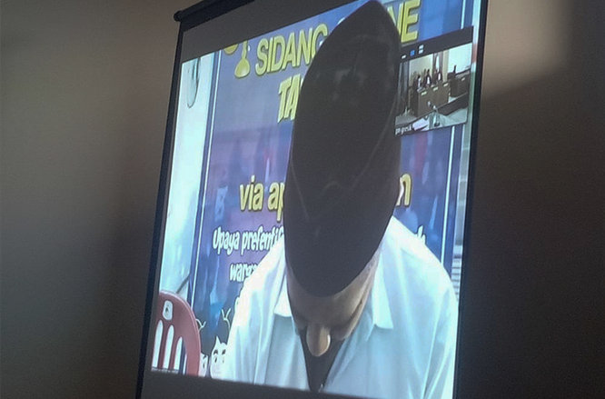 Tabrak Posko Covid-19, Warga Gresik Divonis Lima Bulan