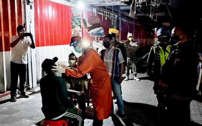PPKM Darurat, Warga Terjaring Operasi Malam Hari Langsung Diswab