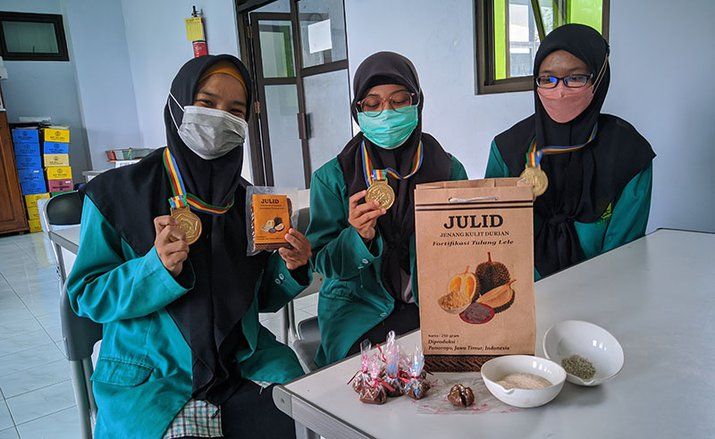 Tiga Mahasiswa IAIN Ponorogo Berhasil Membuat Jenang Dari Kulit Durian