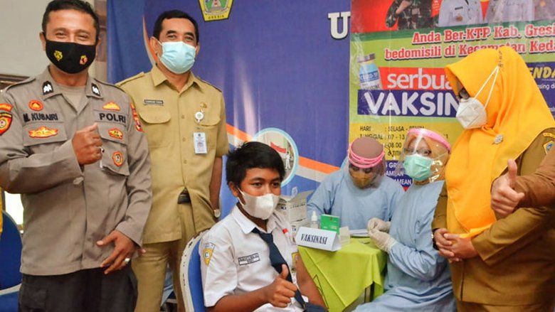 Dua Ribu Dosis Sinovac Sasar Pelajar di Kecamatan Kedamean Gresik