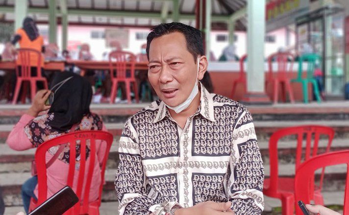 Genjot Capaian Vaksinasi, Anggota DPRD Jatim Bagikan Ribuan Telur
