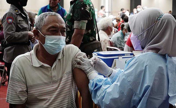 Percepat Bentuk Kekebalan Tubuh, Pemkot Mojokerto Gelar Vaksin 'Booster untuk Lansia
