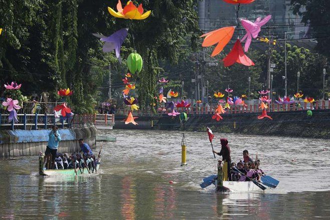 Tak Hanya Dipercantik, Sungai Kalimas Akan Direstorasi Untuk Destinasi Wisata