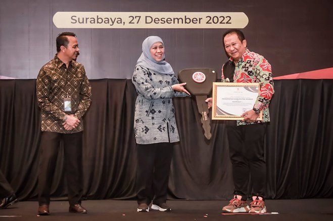 Di Ujung Tahun 2022, Pemkab Jember Raih Juara 1 Paritrana Awards Tingkat Provinsi Jatim