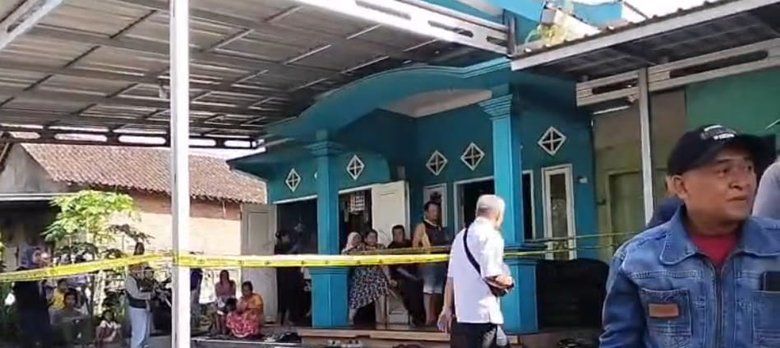 Lagi, Bayi Perempuan Diduga Dibuang di Teras Rumah Kebonagung Jember, Menangis Dini Hari