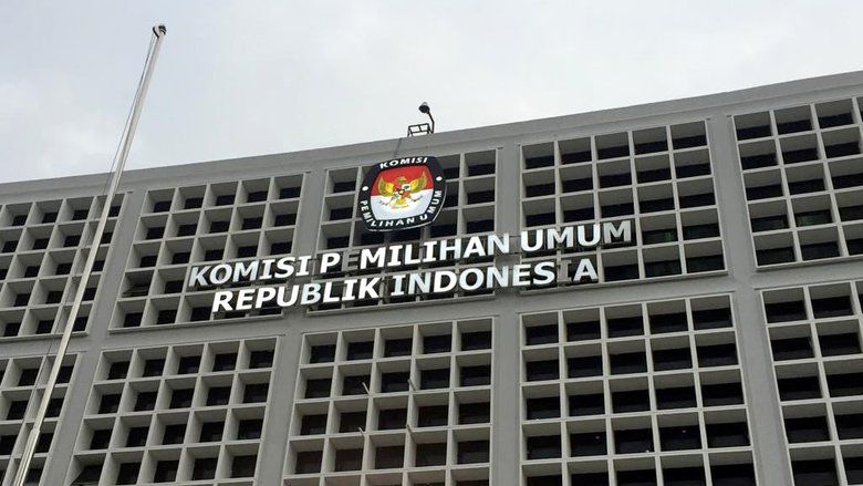 Aturan Pencalonan Gibran Dipersoalkan, KPU Membantah