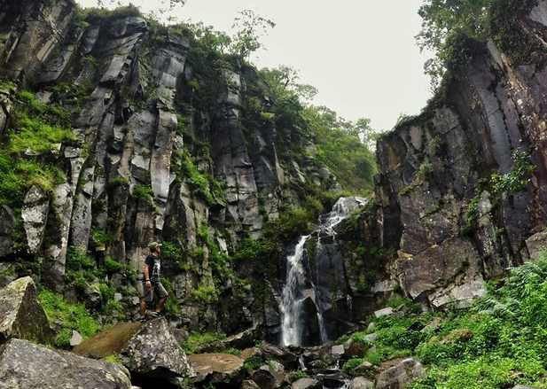 Keindahan Air Terjun Supit Urang, Wisata Alam yang Tersembunyi di Kabupaten Malang