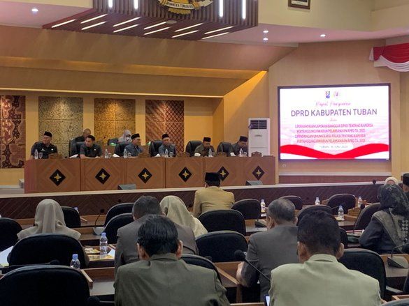 Kemiskinan Hingga Kerusakan Lingkungan Jadi Catatan Fraksi di Rapat Paripurna Tuban