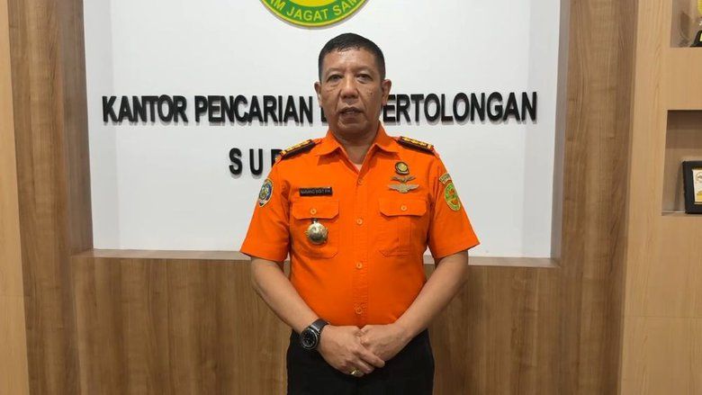 Sempat Bertahan di Atas Tongkang, 8 ABK TBM MT 20 Diselamatkan
