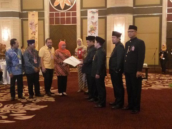 Ditetapkan Gubernur, Khofifah Tanpa Didampingi Emil Dardak