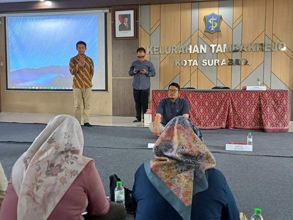 LBH Legundi Edukasi Warga Tambakrejo soal Adminduk dan KDRT
