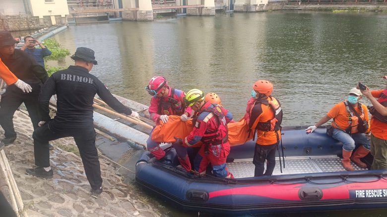 Lansia 71 Tahun Ditemukan Meninggal Dunia di Sungai Jagir Surabaya
