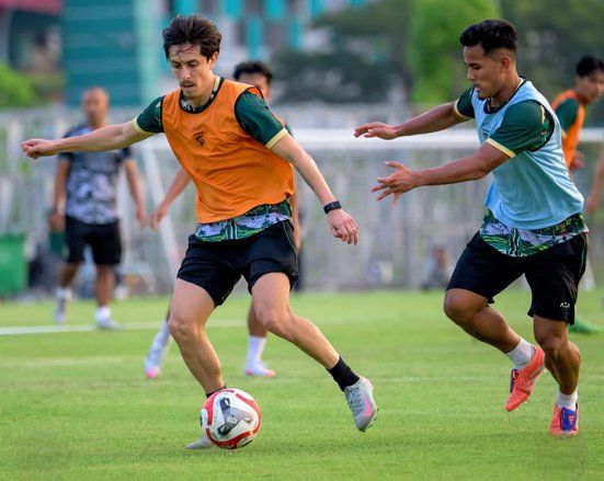 Persebaya Bangun Chemistry Pemain Baru dan Lama Jelang Hadapi PSIS  