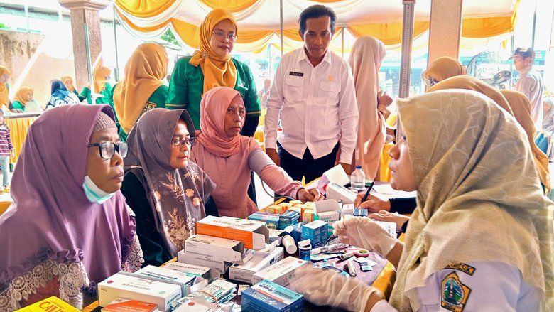 Pelayanan Kesehatan Dalam Peringatan Hari Posyandu Nasional Diserbu Warga