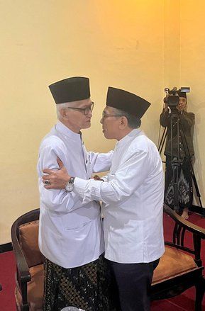 KH Miftach dan Gus Yahya Sepakat Islah, Muktamar ke 35 NU Jadi Solusi Atasi Konflik