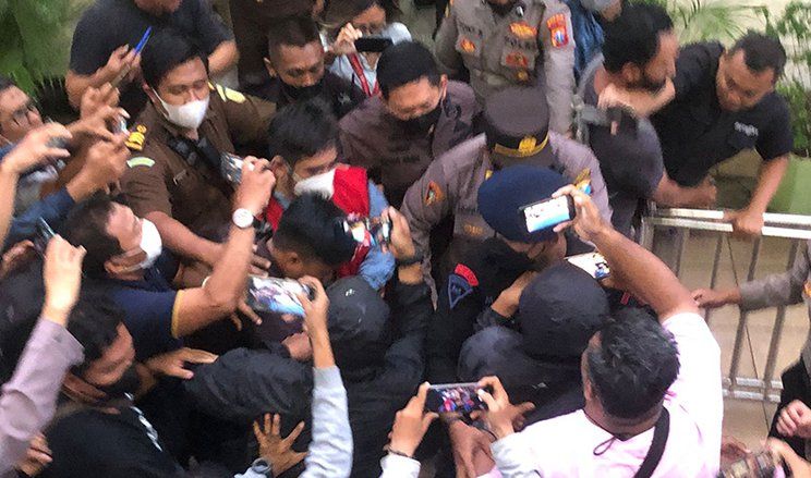Terbukti Cabuli Santriwatinya, Mas Bechi Divonis 7 Tahun