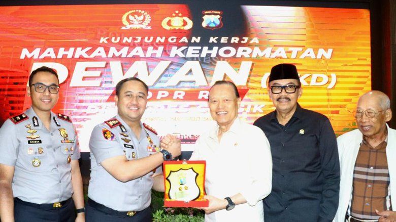 MKD DPR RI Gandeng Polres Gresik Awasi Pelat Khusus Anggota Dewan