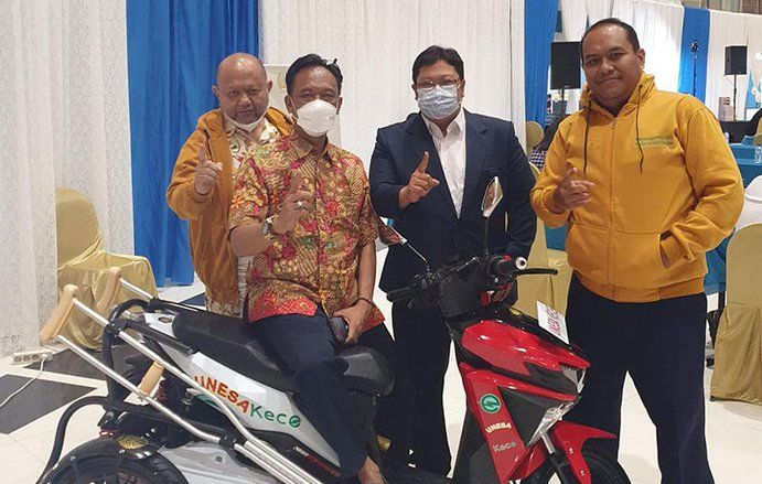 Unesa Luncurkan Sepeda Motor Elektrik Khusus Disabilitas