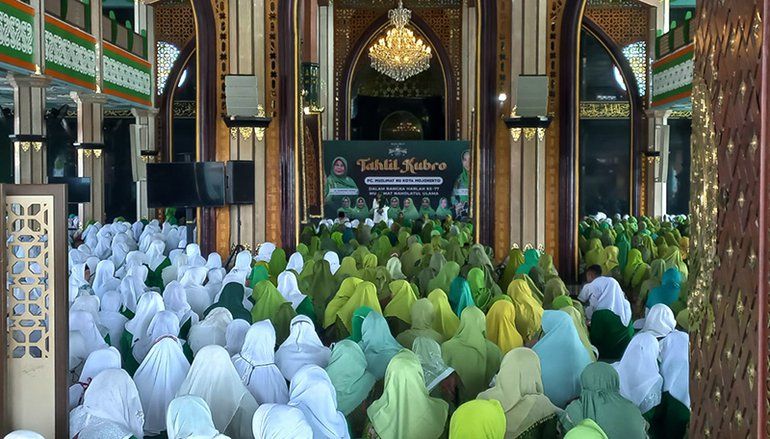 Harlah Muslimat NU ke 77, Ning Ita Melaunching Kartamus NU Dalam Bentuk E-Money