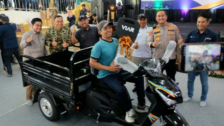 May Day 2026 di Gresik Kondusif, Buruh dan Pemkab Pilih Tasyakuran