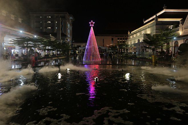 Banyak Ornamen Natal Terpasang di Surabaya, Eri Cahyadi: Surabaya Merupakan Kota Toleransi