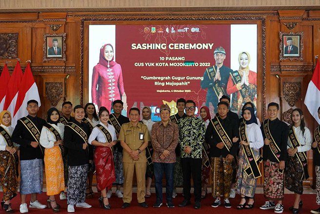 Sashing Ceremony, Tetapkan 10 Pasang Finalis Gus dan Yuk Kota Mojokerto 2022