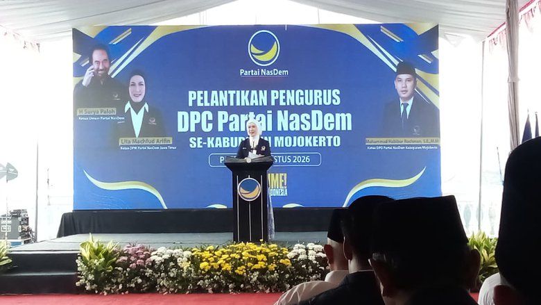 Lantik 18 PAC, NasDem Mojokerto Perkuat Konsolidasi Kecamatan