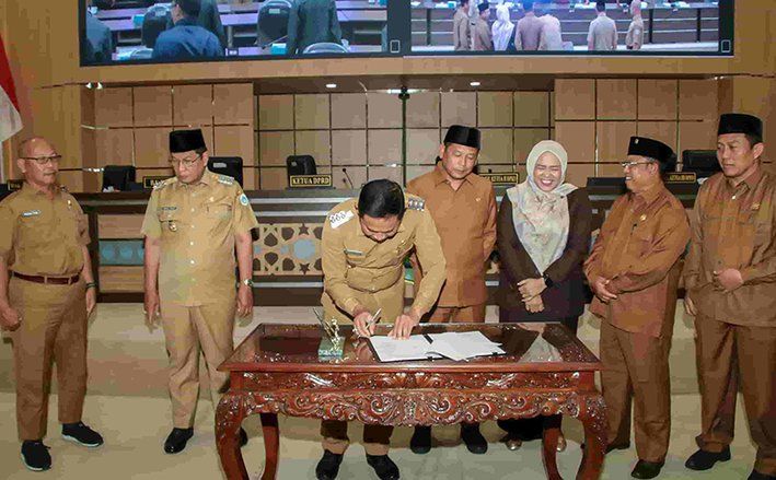 DPRD Lamongan Sahkan Rancangan Perubahan KUA-PPAS 2023, Pendapatan Daerah Ditetapkan 3,475 Triliun