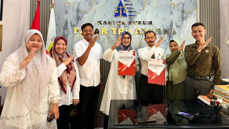 Mahasiswa Hukum UTM Belajar Edukasi dan Pendampingan Hukum Warga