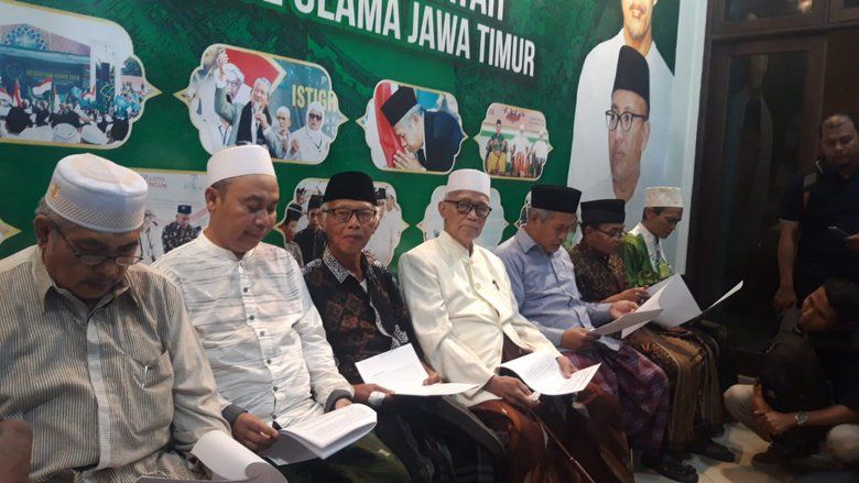 Sikap PWNU Jatim Terkait Salam Lintas Agama