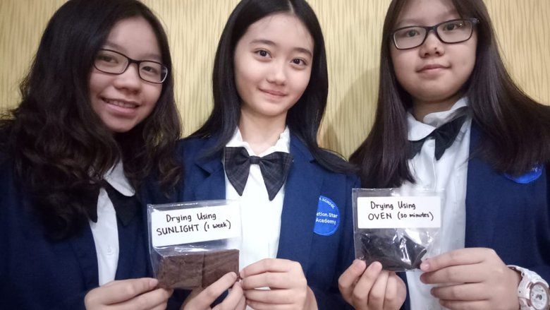 Tiga Siswa SNA Ciptakan Briket dari Sampah Makanan