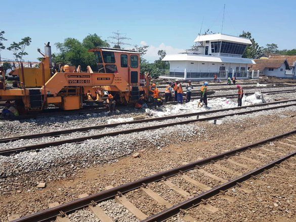 Jalur Ganda Stasiun Geneng-Kedungbanteng Mulai Diuji Beban