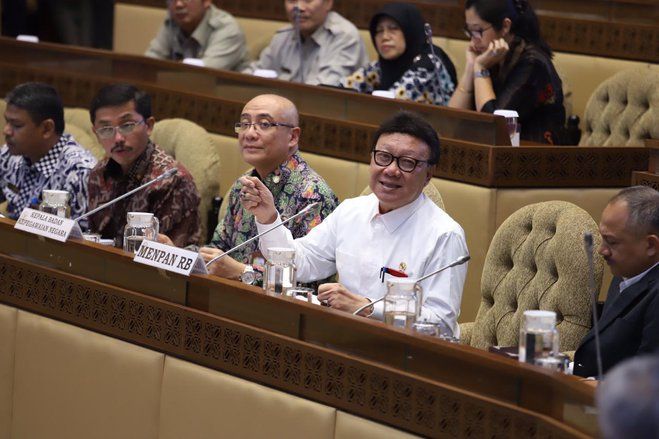 Pemerintah dan DPR Sepakat Hapus Tenaga Honorer, Ini Alasannya
