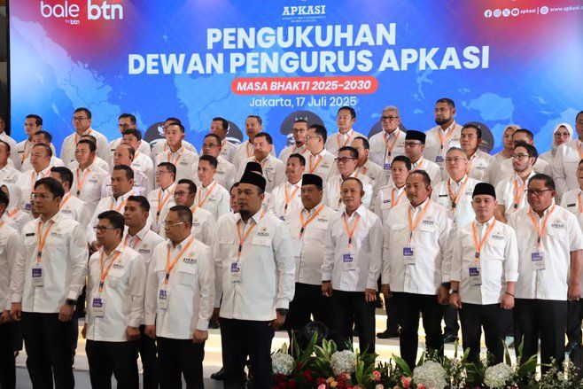 Usai Dilantik jadi Wakil Bendum APKASI, Abah Warsubi Soroti Tumpang Tindih Regulasi